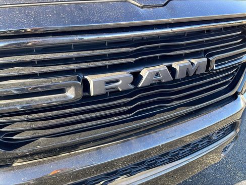 Used 2019 RAM 1500 Laramie image 26