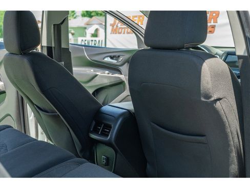 Used 2019 Chevrolet Equinox LT FWD image 35