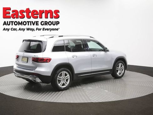 Used 2022 Mercedes-Benz GLB 250 4MATIC w/ Premium Package Lite image 41