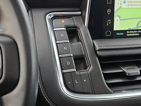 Used 2023 GMC Yukon SLT image 15