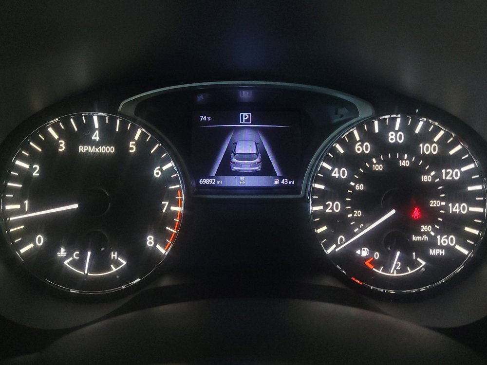 Used 2020 Nissan Pathfinder S FWD image 23