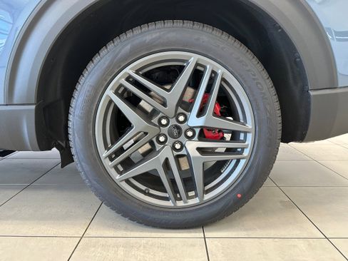 New 2026 Ford Explorer ST AWD/4WD image 39