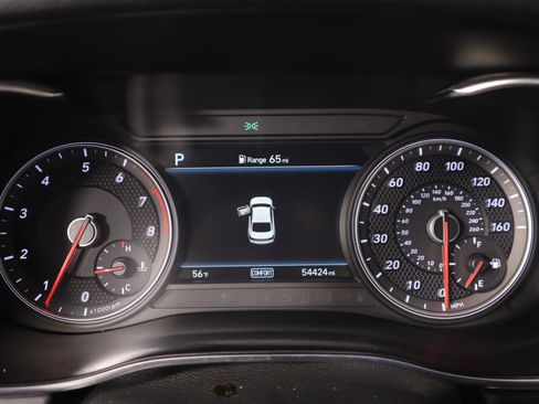 Used 2021 Genesis G70 2.0T w/ Elite Package image 4