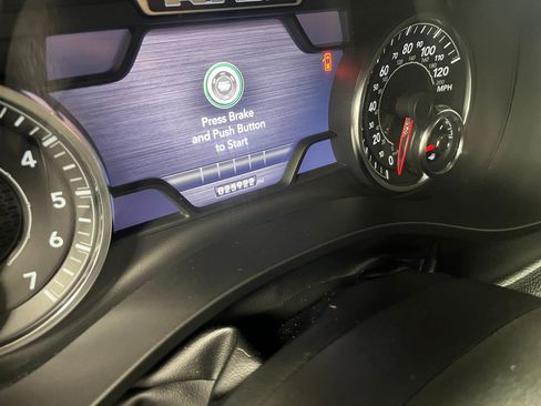 Used 2022 RAM 1500 Laramie w/ Sport Appearance Package AWD/4WD image 28