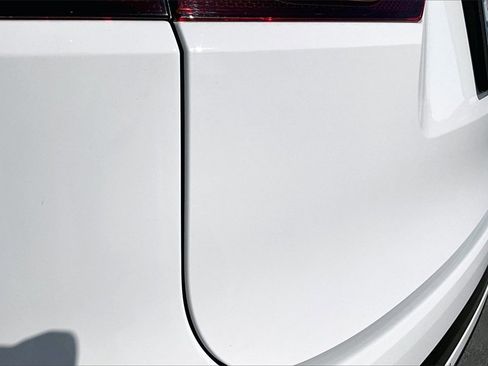 Used 2024 Jaguar F-PACE R-Dynamic S image 22