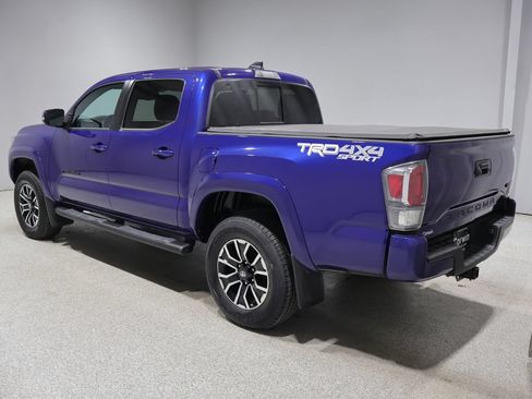 Used 2023 Toyota Tacoma TRD Sport AWD/4WD image 5