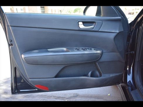 Used 2019 Kia Optima S w/ S Panoramic Sunroof Package FWD image 18