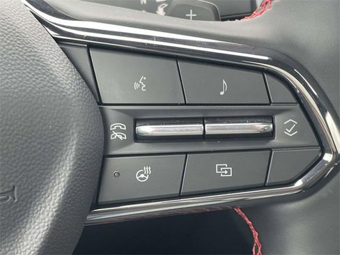 New 2026 Chevrolet Traverse RS image 18