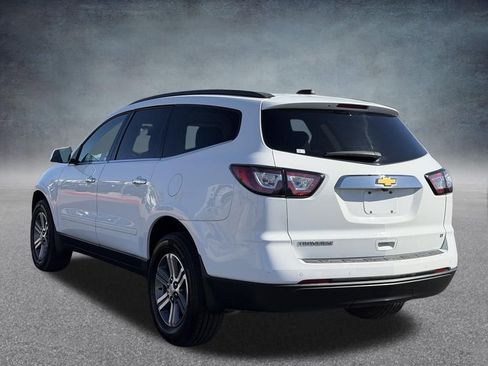 Used 2017 Chevrolet Traverse LT FWD image 6