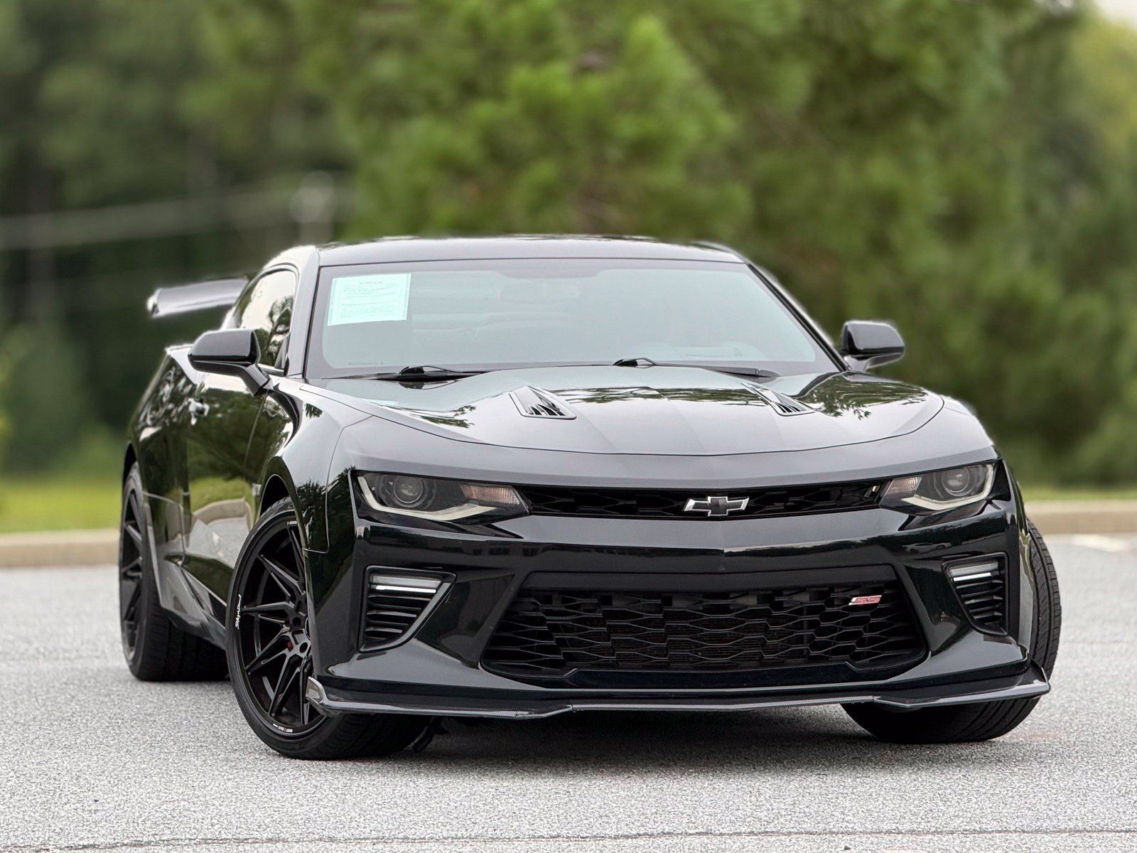 Used 2016 Chevrolet Camaro SS RWD image 4