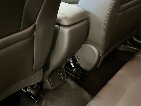 Used 2025 Buick Encore GX Preferred image 28