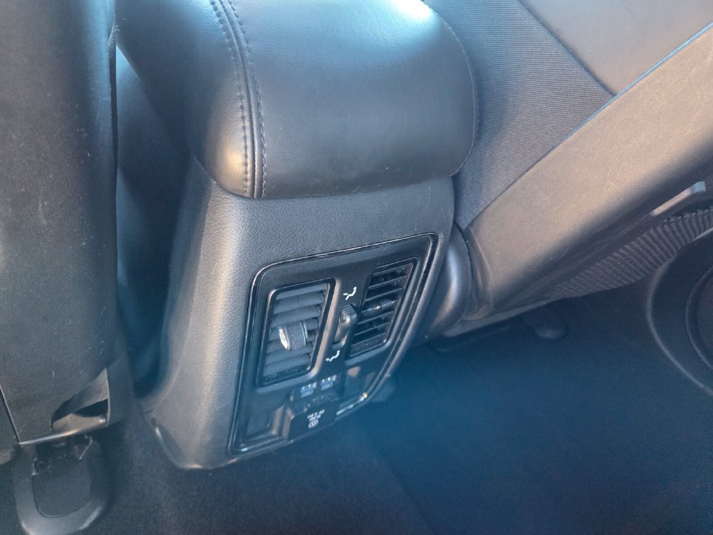 Used 2020 Jeep Grand Cherokee Limited AWD/4WD image 8