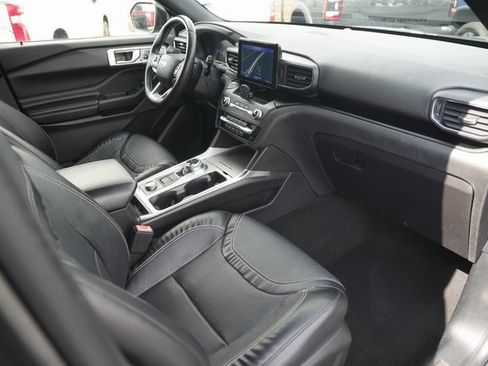 Certified 2020 Ford Explorer ST image 18