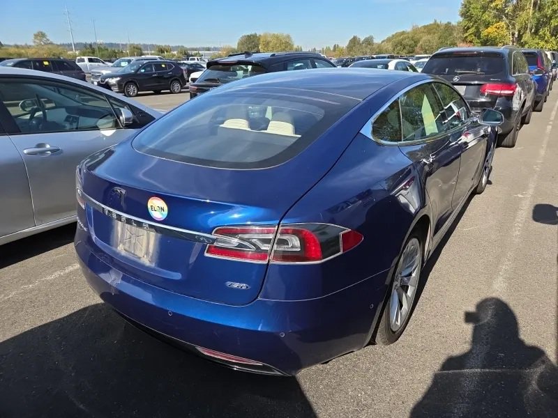 Used 2018 Tesla Model S 75D AWD/4WD image 3