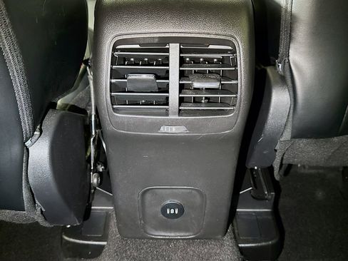 Used 2025 Ford Escape ST-Line image 21