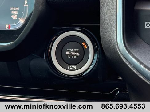 Used 2025 RAM 1500 Laramie w/ Night Edition image 22