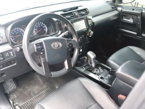 Used 2019 Toyota 4Runner TRD Off-Road Premium AWD/4WD image 24