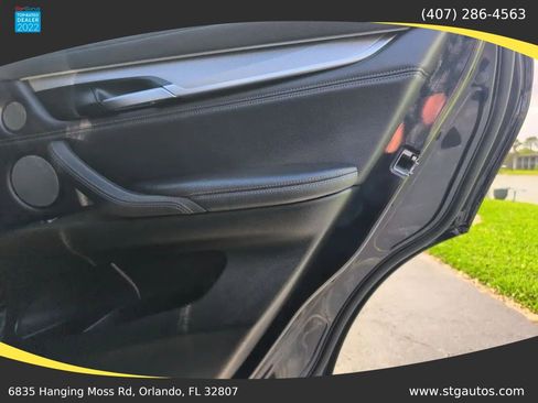 Used 2018 BMW X6 xDrive50i w/ M Sport Package AWD/4WD image 23