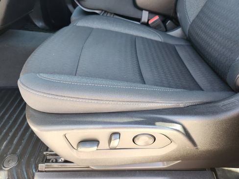 Certified 2022 Chevrolet Silverado 1500 Custom image 20