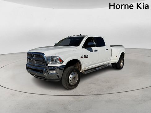 Used 2017 RAM 3500 Laramie w/ Convenience Group image 7