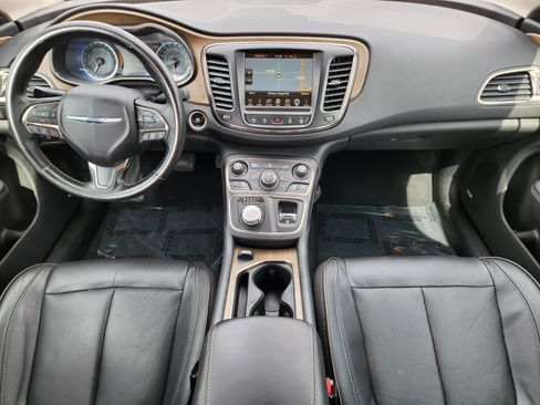 Used 2016 Chrysler 200 C w/ Premium Group image 31