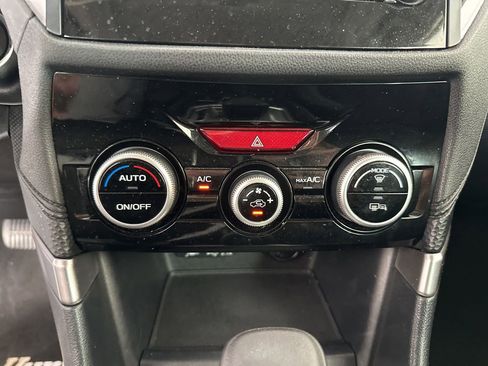 Used 2020 Subaru Forester Premium AWD/4WD image 16