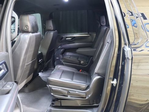 Used 2026 Chevrolet Suburban RST RWD image 53