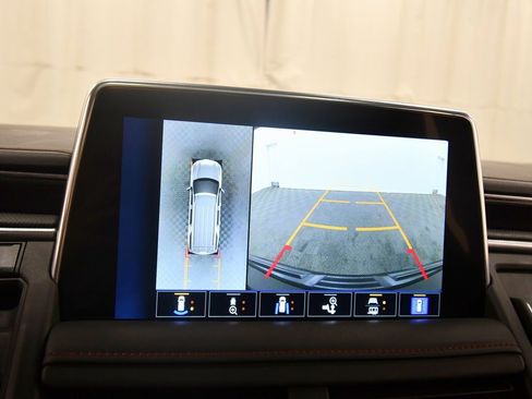 Used 2023 Chevrolet Suburban RST image 25