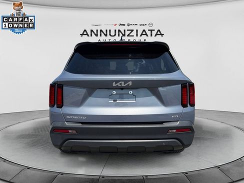 Certified 2023 Kia Sorento LX AWD/4WD image 4