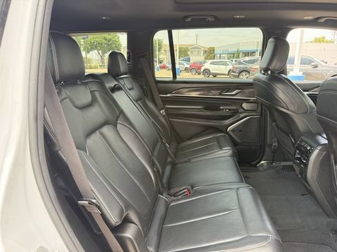 Used 2022 Jeep Grand Cherokee L Overland AWD/4WD image 33