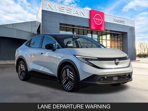 New 2026 Nissan Leaf SV+ image 2