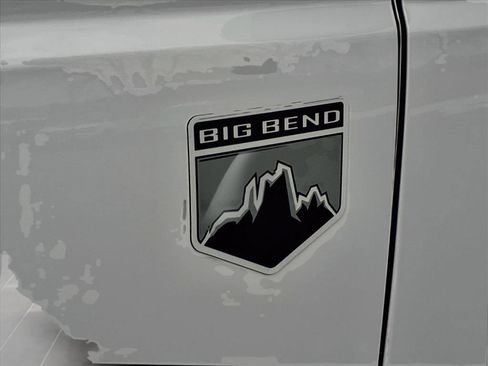 Used 2023 Ford Bronco Big Bend image 31