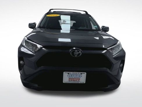 Used 2021 Toyota RAV4 XLE image 3