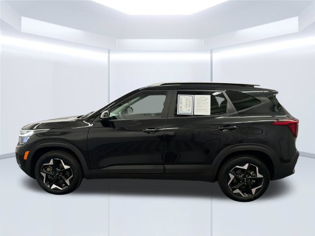 Certified 2025 Kia Seltos S AWD/4WD image 3