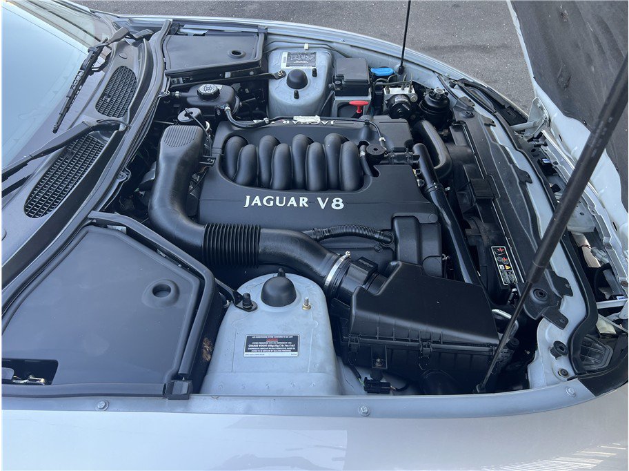 Used 1998 Jaguar XK8 Convertible RWD image 22