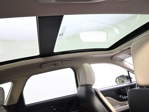 New 2026 Lincoln Corsair Reserve AWD/4WD image 17