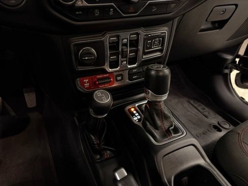 Used 2020 Jeep Wrangler Unlimited Rubicon w/ Quick Order Package 28Y Recon AWD/4WD image 29