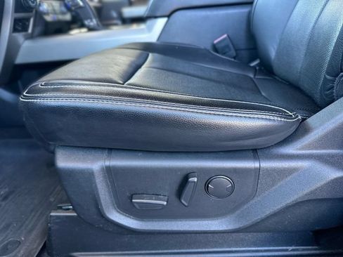 Used 2020 Ford F150 Lariat w/ Equipment Group 502A Luxury AWD/4WD image 13