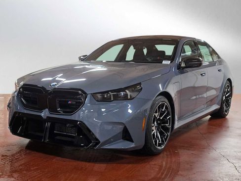 New 2026 BMW M5 w/ Carbon Package AWD/4WD image 7