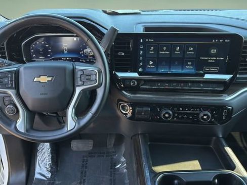 Certified 2024 Chevrolet Silverado 2500 LT w/ All Star Edition image 9