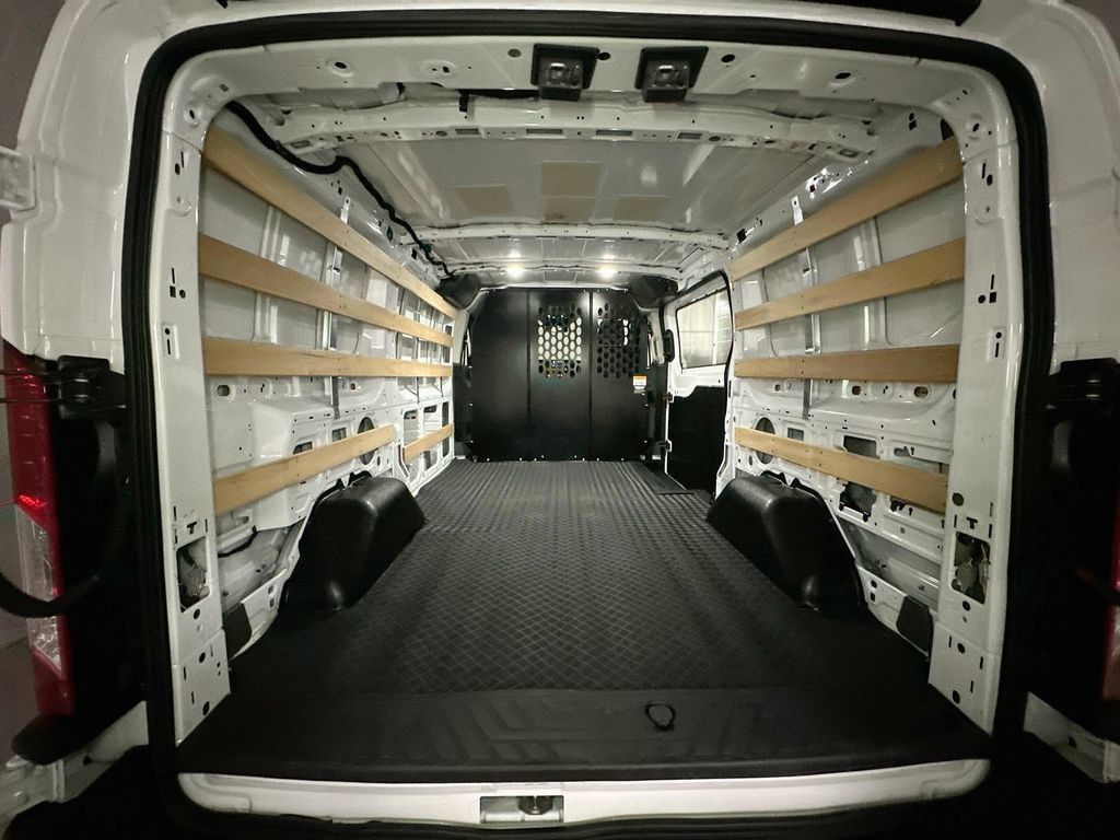 Used 2025 Ford Transit 250 Low Roof w/ Exterior Upgrade Package RWD image 31