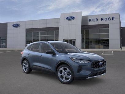 New 2025 Ford Escape ST-Line w/ Cold Weather Package
