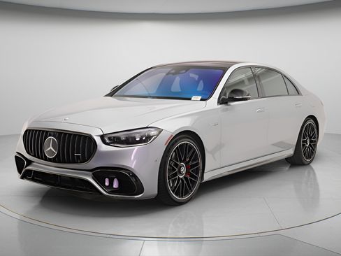 Used 2025 Mercedes-Benz S 63 AMG S image 3