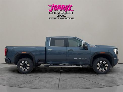 New 2026 GMC Sierra 2500 Denali w/ Denali Reserve Package image 6