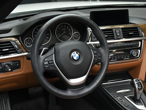 Used 2014 BMW 435i Convertible image 20