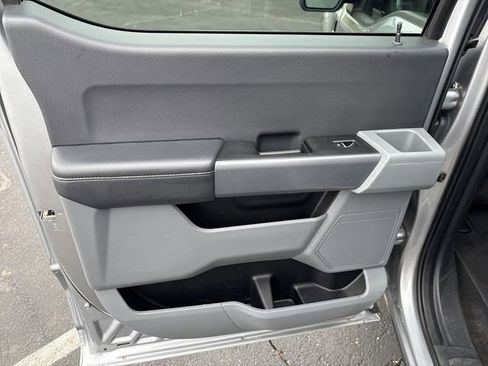 Used 2023 Ford F150 XLT w/ Trailer Tow Package image 33