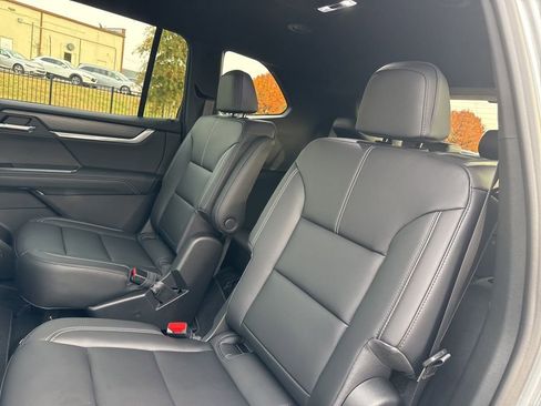 New 2026 GMC Acadia Elevation w/ Black Edition FWD image 30