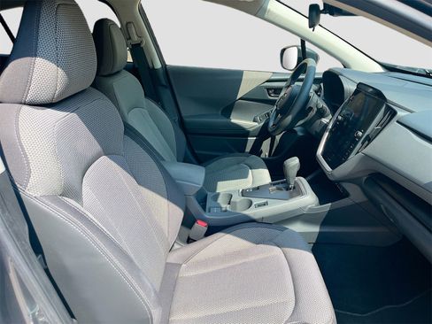 Used 2024 Subaru Crosstrek 2.0i Premium image 25