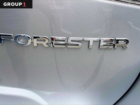 Used 2023 Subaru Forester Premium AWD/4WD image 10