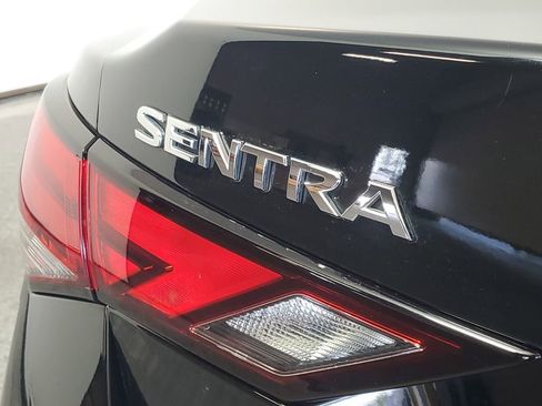 Used 2021 Nissan Sentra SV image 7